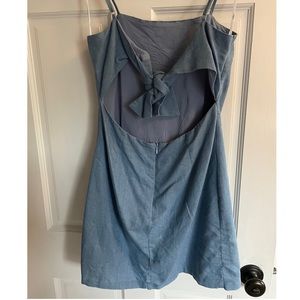 BLUE CHAMBRAY TIE-BACK MINI DRESS
